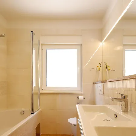 Apartment Magnolia 2 Pers Opatija